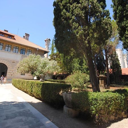 Apartment Gallery Split Luaran gambar